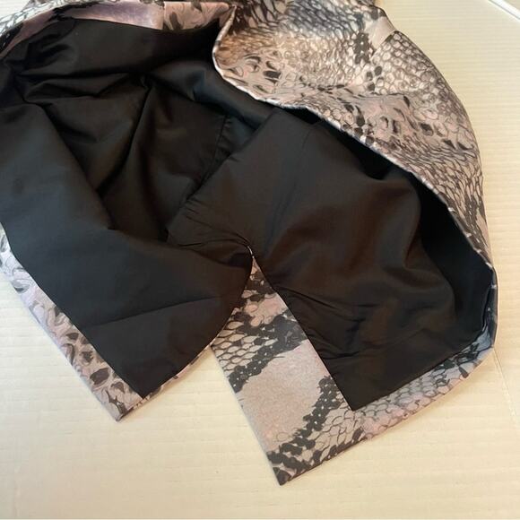 Boston Proper Gray Snake Print Whimsical Party Date BodyCon Dress NWOT Size 4 - Picture 8 of 13